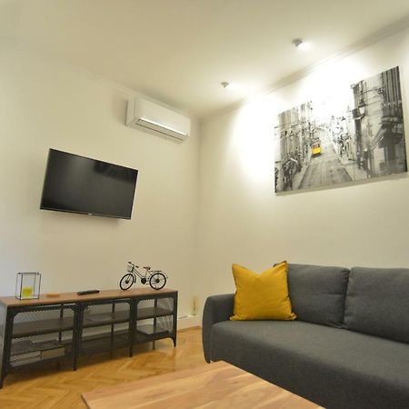 Apartman Lena Ðakovo Eksteriør billede